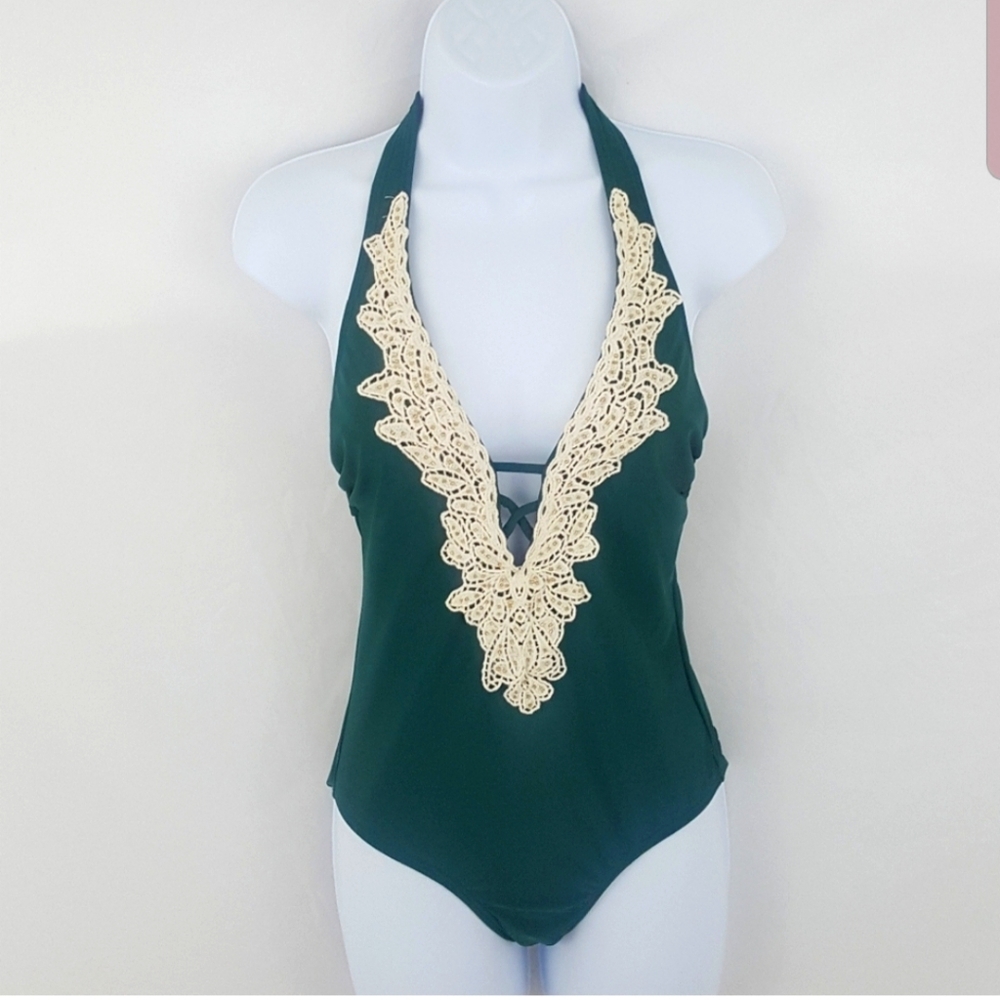 Bathing suit